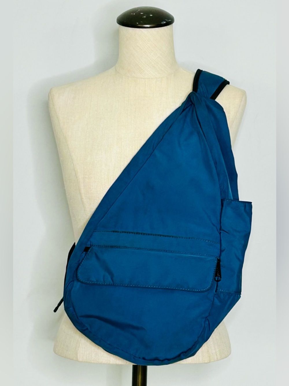 L.L.Bean Ameribag Healthy Back Bag Blue Crossbody Sling Ergonomic Kingspoint USA